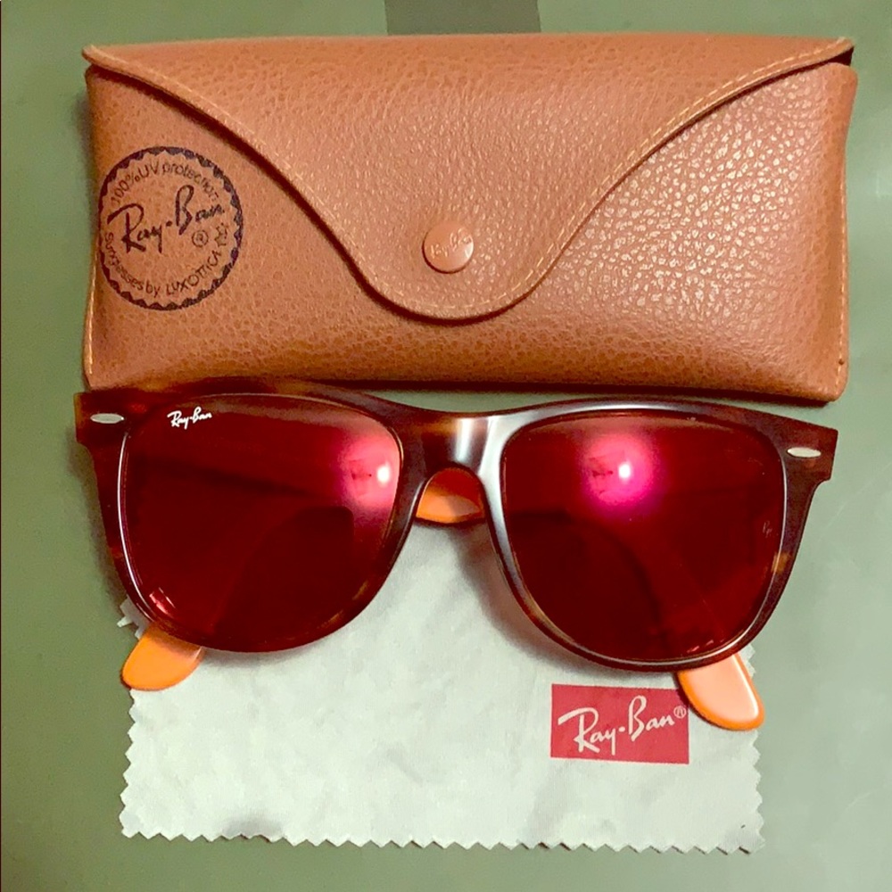 RAY-BAN Wayfarer
